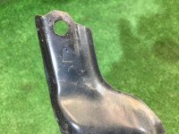 Крепление переднего бампера левое SUBARU LEGACY OEM 57707AE130 BE9 BE5 BH5 2001 silver 01G