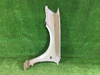 右フロントフェンダー SUBARU LEGACY OEM 57120AE001 BH9 BHE BH5 BE5 BE9 BEE 2001 silver 01G