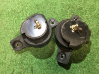 Подушки двигателя 41022AE021, 41022AE031 SUBARU LEGACY