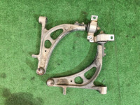 Рычаги передние 20200FA230, 20200FA220, 20201FA050, 20201FA060 SUBARU LEGACY