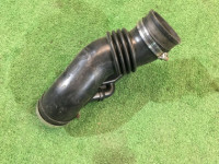 Патрубок воздушного фильтра SUBARU LEGACY OEM 14457AA390 BP5 BL5 2007 EJ203