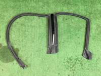 Уплотнитель дверей левый 63521AG010 SUBARU LEGACY