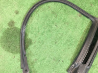 Borracha da porta esquerda SUBARU LEGACY OEM 63521AG010 BP5 BP9 BPE 2007 black 32J