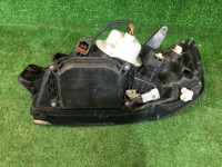 ヘッドライト Ксенон SUBARU LEGACY OEM 84001AE300, 84001AE310 BE9 BE5 BEE BH5 BH9 BHE 2001