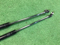 Амортизаторы крышки багажника SUBARU LANCASTER OEM 63260AE020, 63260AE030 BHE BH9 BH5 1999 white / grey 8K2
