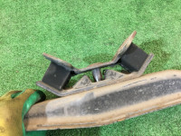 Travessa da caixa SUBARU LANCASTER OEM 41011AE010, 41022AE120 BHE BH9 1999 EJ254