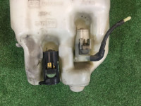 Depósito del limpiaparabrisas SUBARU LANCASTER OEM 86610AE010 BHE BH9 BH5 1999 EJ254