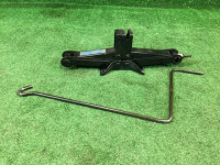 Домкрат SUBARU LANCASTER OEM 97030AC061 BHE BH9 1999