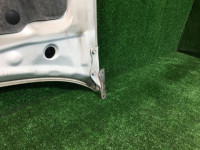 Капот SUBARU LANCASTER OEM 57229AE000 BHE BH9 BH5 BE5 BE9 BEE 1999 white / grey 8K2