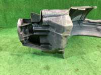 Подкрылок передний правый SUBARU LANCASTER OEM 59110AE020 BHE BH9 1999 white / grey 8K2