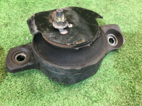 发动机支座 SUBARU LANCASTER OEM 41022AE020, 41022AE030 BE5 BH5 BE9  BH9 1999 EJ254