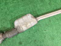 Средняя часть глушителя SUBARU LANCASTER OEM 44200AE050 BH9 BE9 1999 EJ254