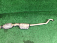 Средняя часть глушителя SUBARU LANCASTER OEM 44200AE050 BH9 BE9 1999 EJ254