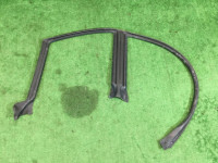 Right door seal SUBARU LANCASTER OEM 63521AE020 BHE BH9 BH5 1999 white / grey 8K2