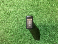 Кнопка Power/HOLD 83243AC000 SUBARU LEGACY