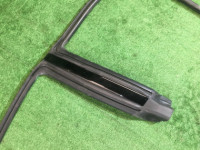 Borracha da porta direita SUBARU OUTBACK OEM 63521AG000 BPE BP9 BP5 2004 Silver 39D
