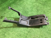 Подстаканник 66150AE020ML, 92132AE000ML SUBARU LEGACY B4