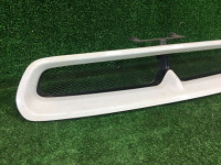 Grelha do radiador SYMS SUBARU LEGACY OEM 91121AE210WG BH5 BE5 BES BEE BH9 BHE BE9 2000 white 51E