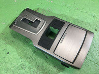 Подстаканник 92122AJ000, 92134AJ000, 92133AJ050 SUBARU OUTBACK