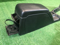 グローブボックス・アームレスト SUBARU LEGACY OEM 92111AE010ML, 66150AE020ML, 92132AE000ML, 66060AE180ML, 66060AE190ML BHE BH9 BH5 BE5 BE9 BEE 2001 blue 14L,11K