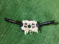 Блок подрулевых переключателей 83111AE040 SUBARU LEGACY