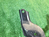 Крепление переднего бампера левое SUBARU LEGACY OEM 57707AE130 BE5 BH5 2001 blue 14L,11K