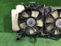 Radiador do motor SUBARU LANCASTER OEM 45111AE060, 45121AE020, 45131AE010, 45122AE010, 73310AE010 BHE BEE 2001 EZ30