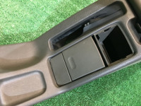 Glovebox and armrest кожа SUBARU LANCASTER OEM 92111AE030AD, 66150AE020DG, 92132AE000DG BH9 BHE BH5 1998 beige 8L5