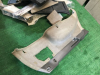 Обшивка багажника SUBARU LANCASTER OEM 94047AE020AD, 94047AE030AD, 95066AE030GG, 95066AE020GG BHE BH9 BH5 1998 beige 8L5