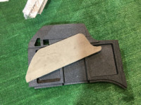 Обшивка багажника SUBARU LANCASTER OEM 94047AE020AD, 94047AE030AD, 95066AE030GG, 95066AE020GG BHE BH9 BH5 1998 beige 8L5