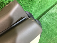 Painéis de porta кожа SUBARU LANCASTER OEM 94210AE360AD, 94210AE370AD, 94220AE220AD, 94220AE230AD BH9 BHE BH5 BE5 BE9 BEE 1998 beige 8L5