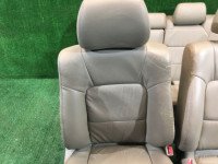 Asientos кожа SUBARU LANCASTER OEM 64010AE460GE, 64010AE470GE, 64221AE050GE, 64231AE050GE BHE BH9 BH5 1998 beige 8L5