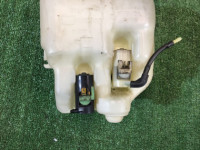 Depósito del limpiaparabrisas SUBARU LANCASTER OEM 86610AE010 BHE BH9 BH5 2000 EZ30