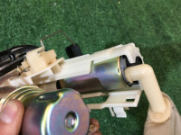 汽油泵 SUBARU LANCASTER OEM 42021AE040 BHE BEE 2000 EZ30