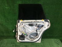 右リアドア SUBARU LANCASTER OEM 60400AE420 BHE BH9 2000 white 07C