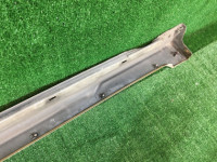 右サイドシル SUBARU LANCASTER OEM 91111AE080YF BHE BH9 2000 white 07C