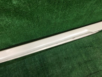 右サイドシル SUBARU LANCASTER OEM 91111AE080YF BHE BH9 2000 white 07C