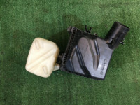 Корпус воздушного фильтра SUBARU OUTBACK OEM 46052AG000, 16546AA090, 46052AG050, 46043AG020 BPE BLE 2005 EZ30