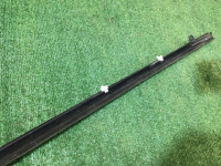 Friso da porta traseira esquerda SUBARU LANCASTER OEM 62280AE010 BHE BH9 BH5 BE9 BE5 BEE 2000 white 07C