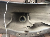 左リアフェンダー SUBARU FORESTER OEM 51402FC052 SF5 SF9 2000 black 47A