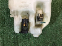 Depósito del limpiaparabrisas SUBARU FORESTER OEM 86610FC000 SF5 SF9 2000 EJ201