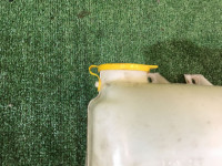 Depósito del limpiaparabrisas SUBARU FORESTER OEM 86610FC000 SF5 SF9 2000 EJ201