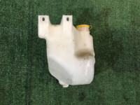 Depósito del limpiaparabrisas SUBARU FORESTER OEM 86610FC000 SF5 SF9 2000 EJ201
