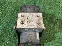 Блок abs SUBARU FORESTER OEM 27539FC000 SF5 SF9 2000 EJ201