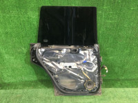 左后门 SUBARU FORESTER OEM 61401FC013 SF5 SF9 2000 black 47A