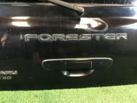 尾门 SUBARU FORESTER OEM 61701FC110, 60203FC110 SF5 SF9 2000 black 47A