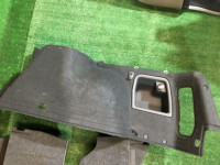Revestimento da bagageira SUBARU FORESTER OEM 94063FC001OE, 94063FC011OE, 95020FC011OE, 95020FC041OE, 95020FC041OE SF5 SF9 2000 black 47A