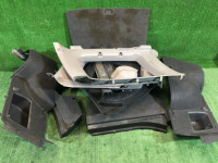 Обшивка багажника 94063FC001OE, 94063FC011OE, 95020FC011OE, 95020FC041OE, 95020FC041OE SUBARU FORESTER