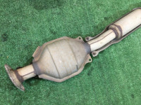 Средняя часть глушителя SUBARU FORESTER OEM 44200FA121 SF5 2000 EJ201