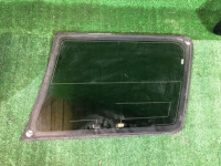 左リアクォーターガラス SUBARU FORESTER OEM 65209FC250 SF5 SF9 2000